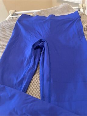 Women's High-Rise Performance Leggings in Electric Blue